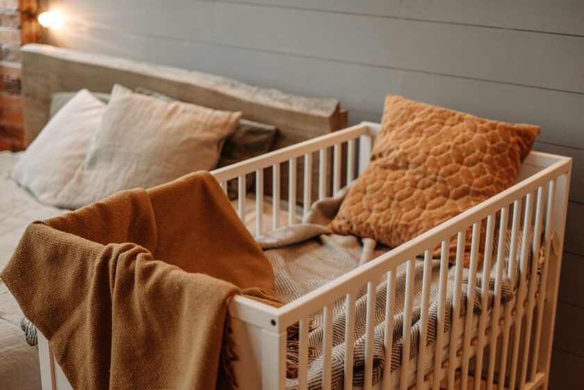 Lit bébé lit à barreaux évolutif